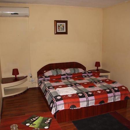 Hotel Casa Verde Prosper Bucureşti Eksteriør bilde